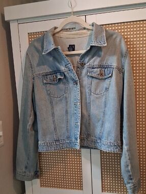 GAP Light Blue Denim Jean Jacket